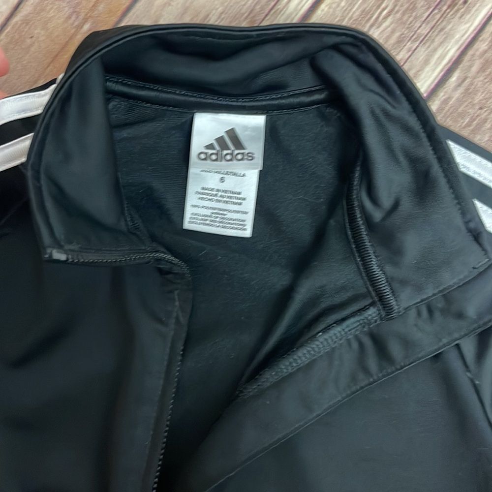 Adidas zippered jacket - black size 6 kids - Picture 3 of 5